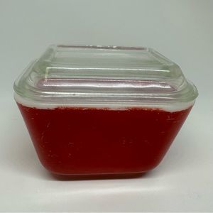 Vintage 1940’s PYREX Fridgie Red (Primary Colors) 1-1/2 Cup size